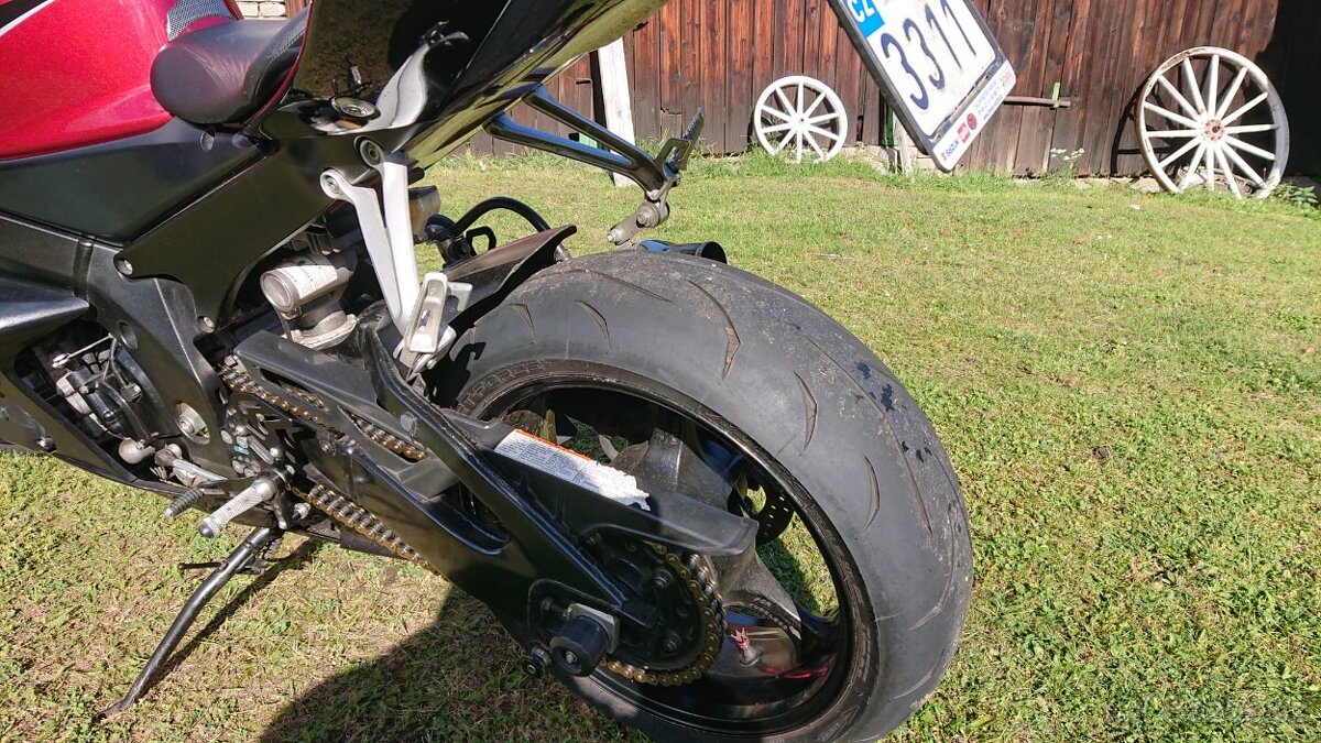 Suzuki GSXR 1000 - 2