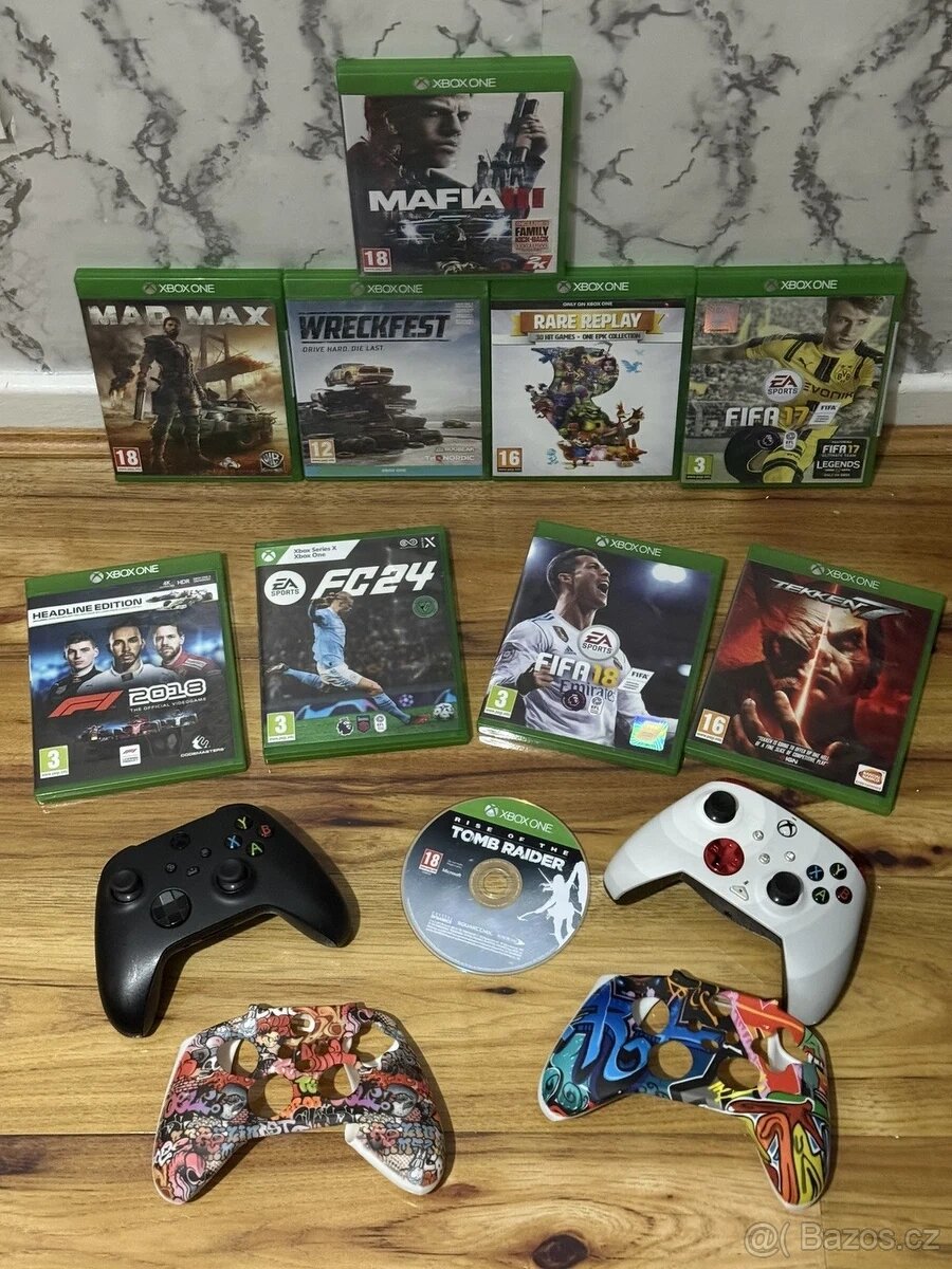 Prodám Xbox One X 1Tb s příslušenstvím - 2