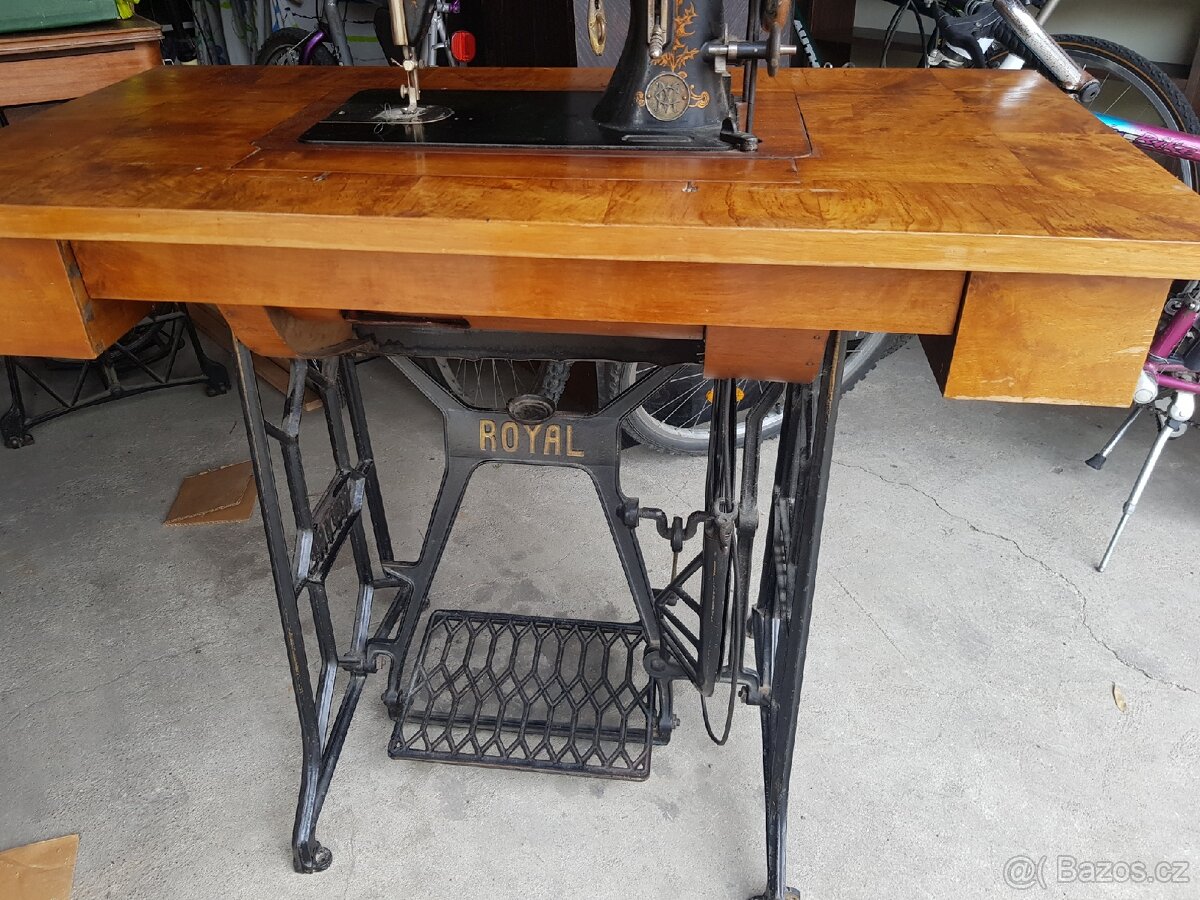 sici stroj Royal - 2