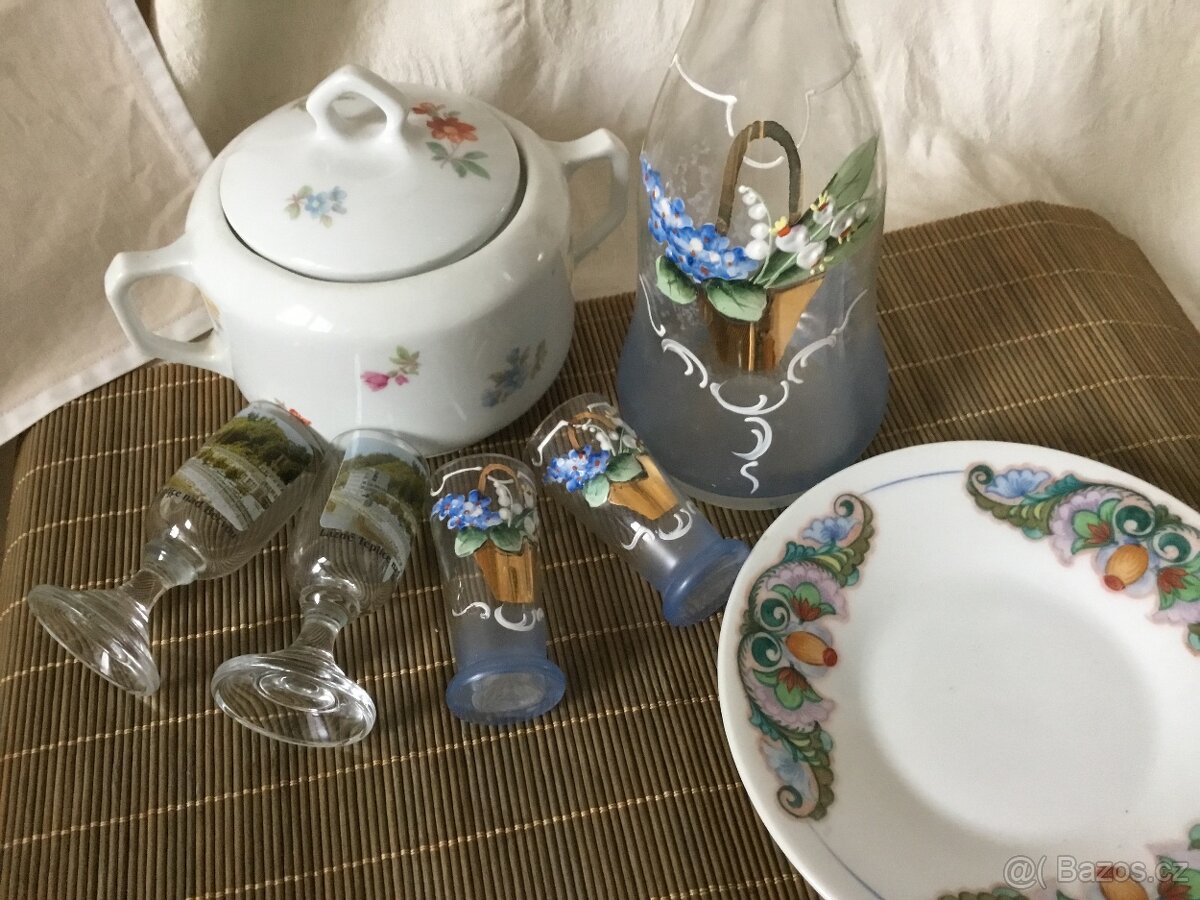 karafa, cukrenka, odlivky, talirek, konvice - 2