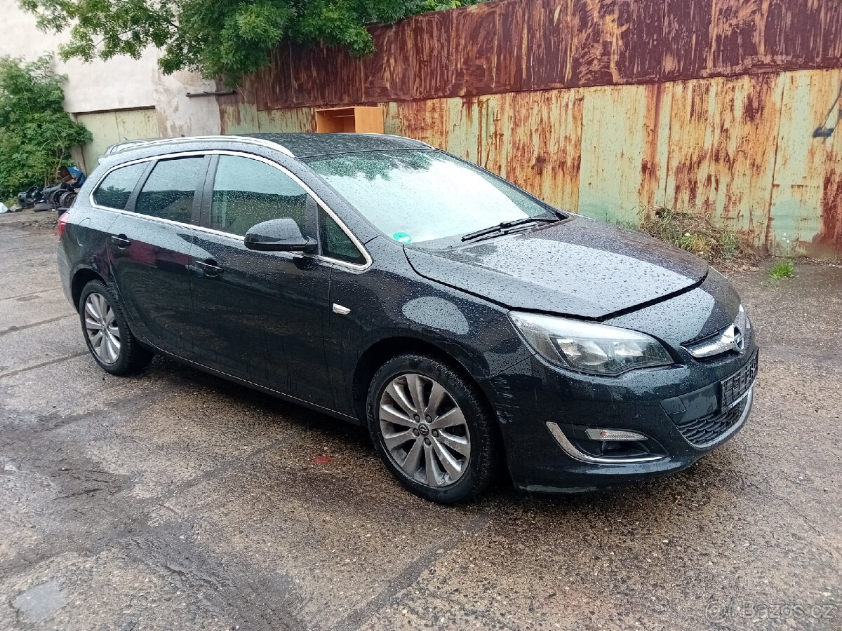 Náhradní díly Opel Astra J r.v.2015 - 2