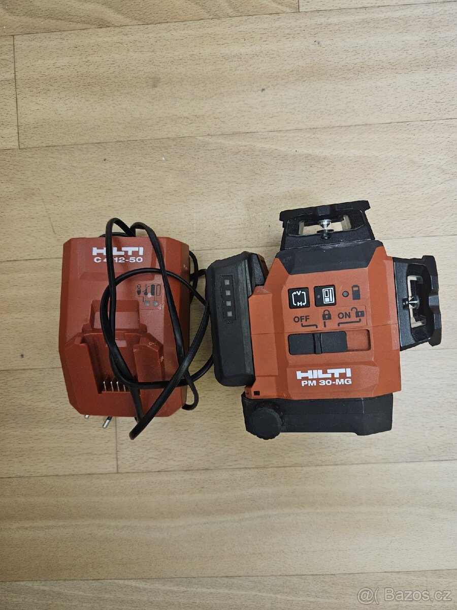 Hilti Zelený multiliniový laser PM 30-MG
- 2