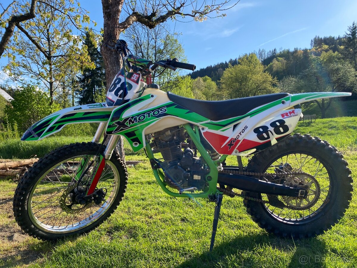 Motocykl pitbike xmotos xb88 250cc