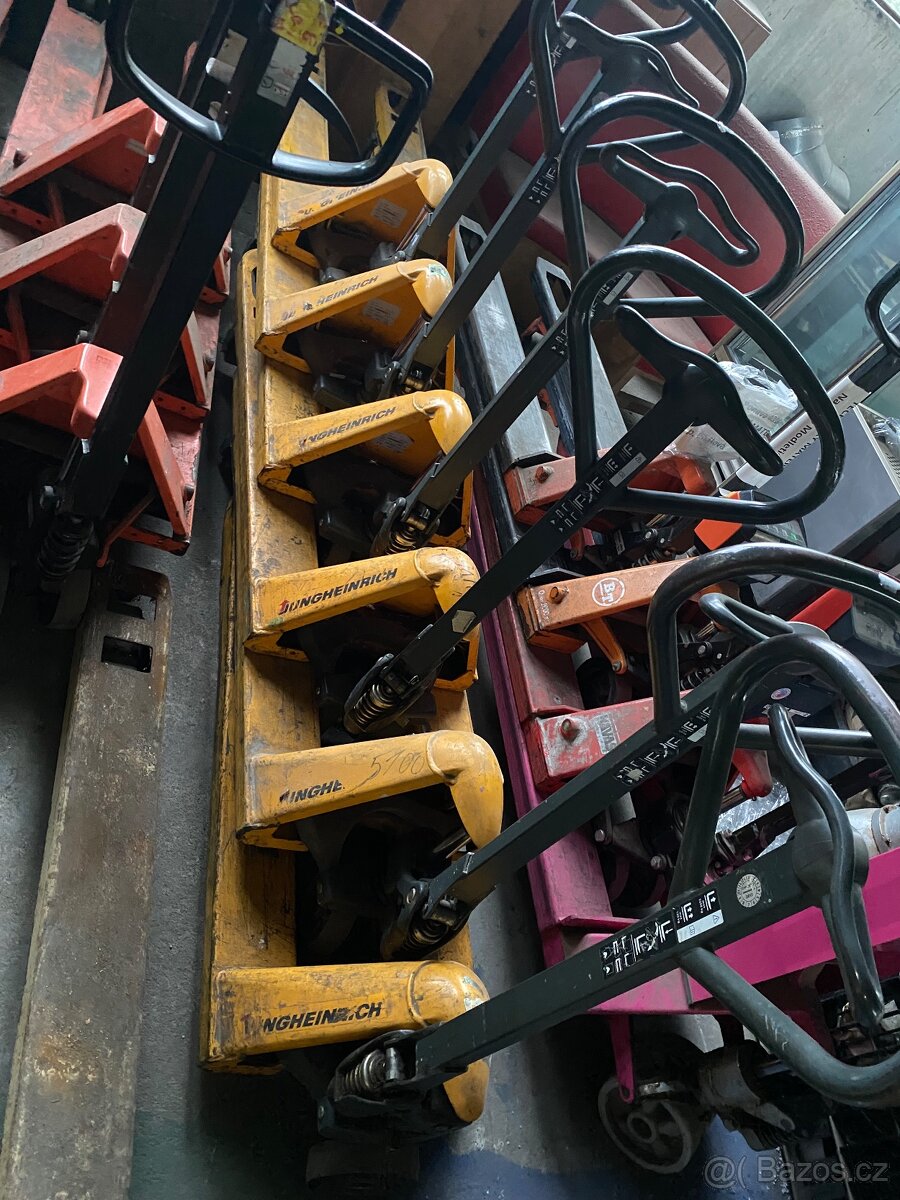 Prodam paletovy vozik/ paletak, znacky Jungheinrich AM 22 - 2