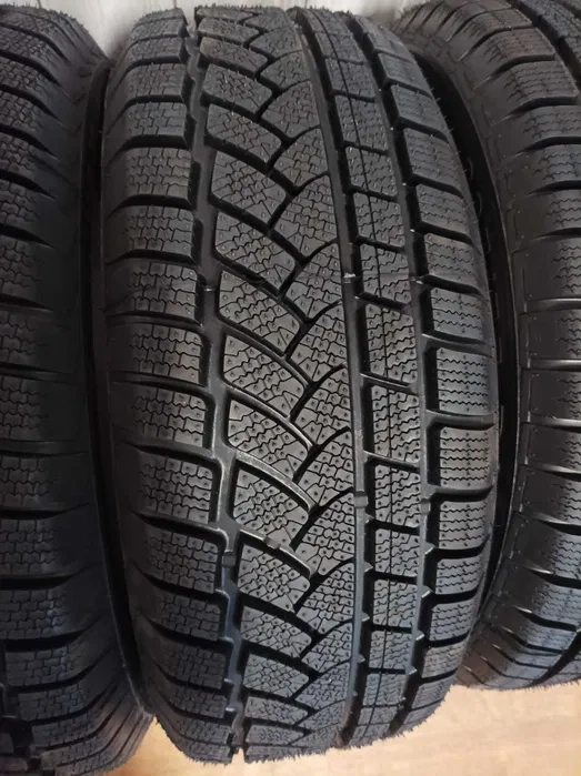 Zimní pneu 205/55 R16 (91H) CS 790 PLATÍ DO SMAZÁNÍ - 2