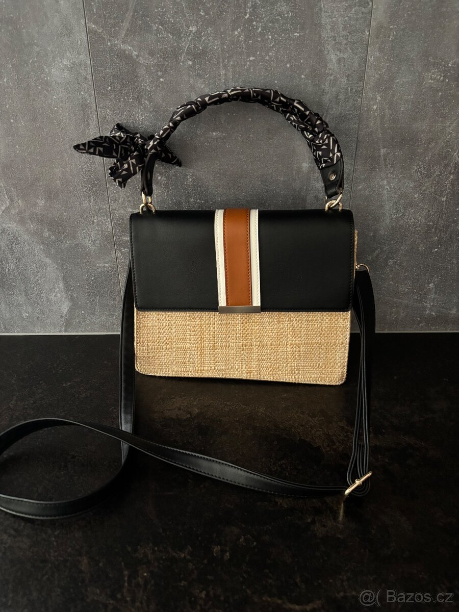 nová kabelka s šátečkem - 2