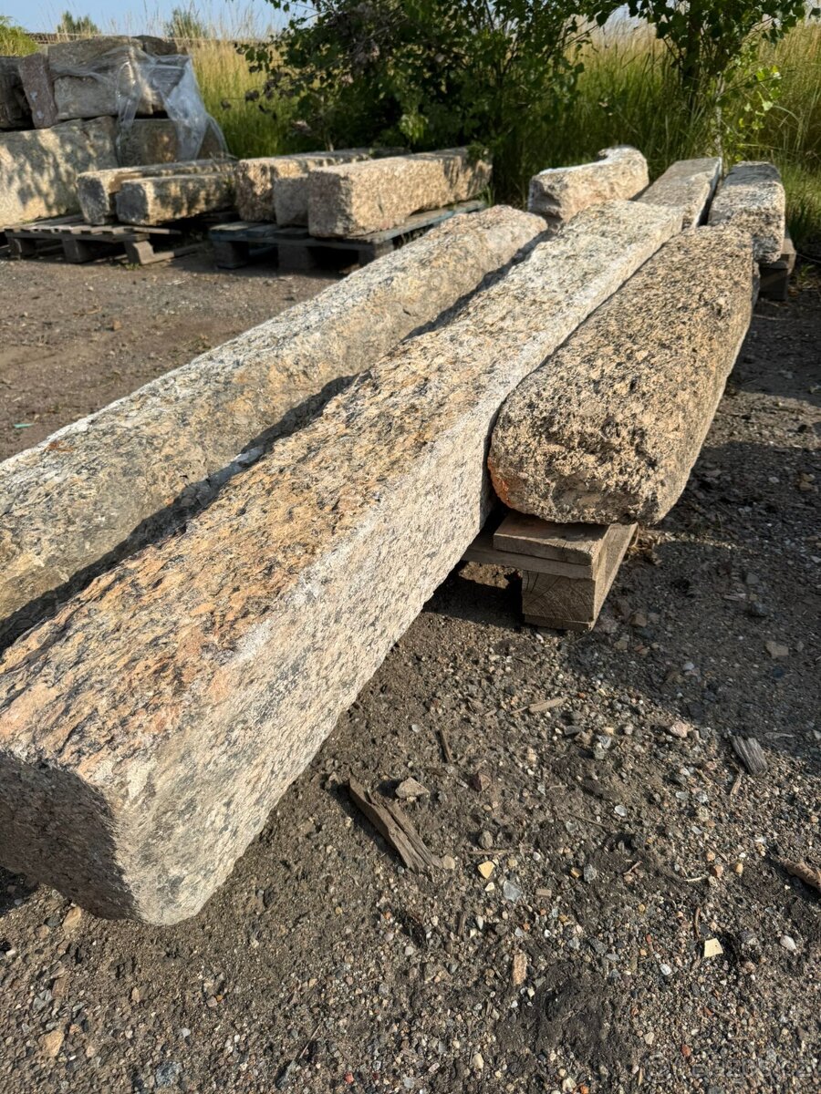 Žulové ostění 1 - 2