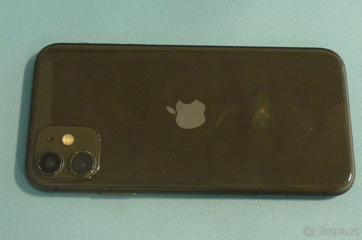 Apple iPhone 11 64GB Baterie 81% - 2