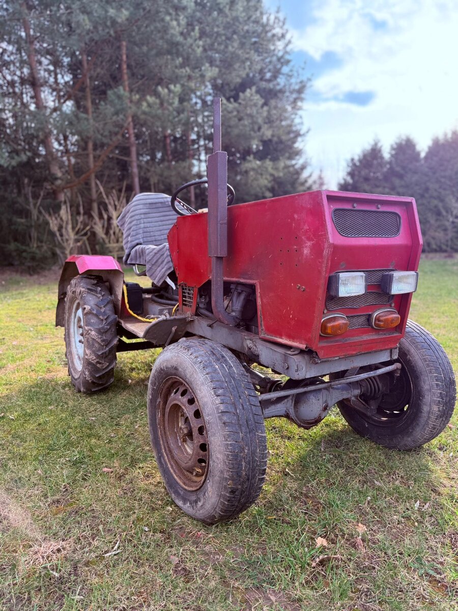 Malotraktor 1203 - 2