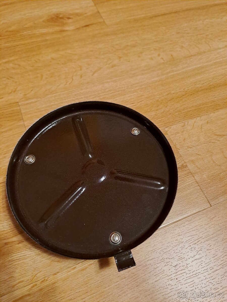 Podstavec pod remosku. - 2