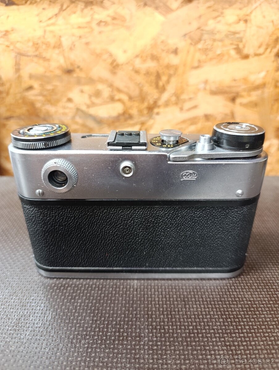 Starý sovětský fotoaparát FED-5c - 2