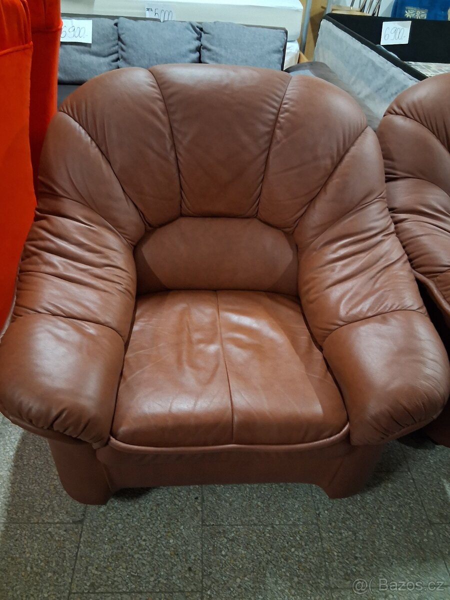 Sedací souprava 3+1+1 světle hnědá koženka - 2
