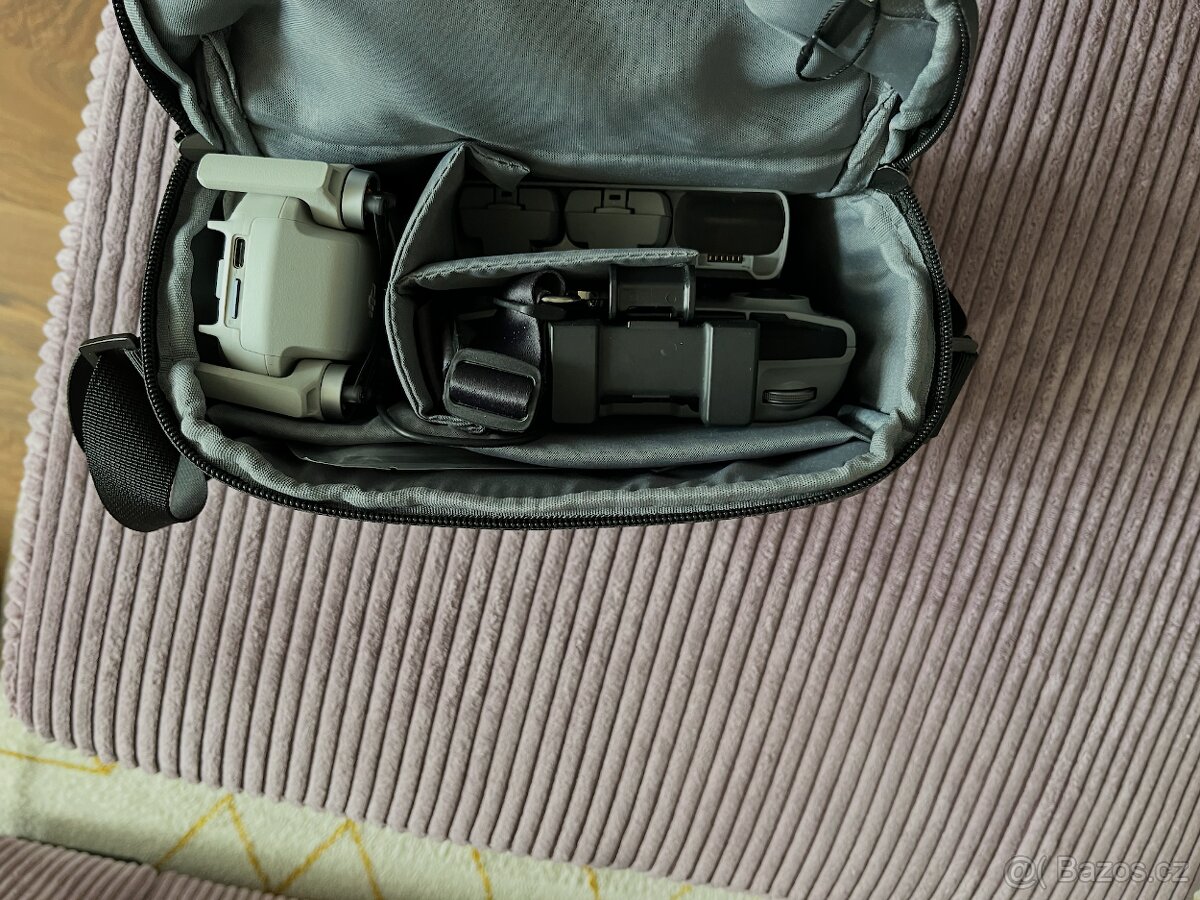 DJI Mini 2 SE, 3 baterie - 2