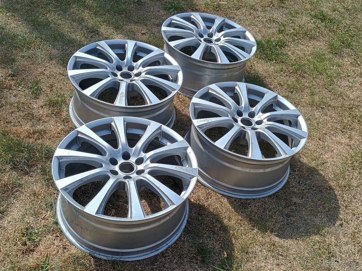 BROCK B21 alu disky 4 ks 9x20 6x114,3 ET30 (27558L) - 2