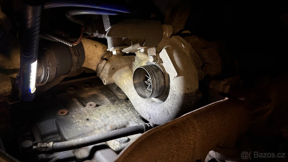 Bmw turbo Garrett 2260 hybrid podtlak - 2