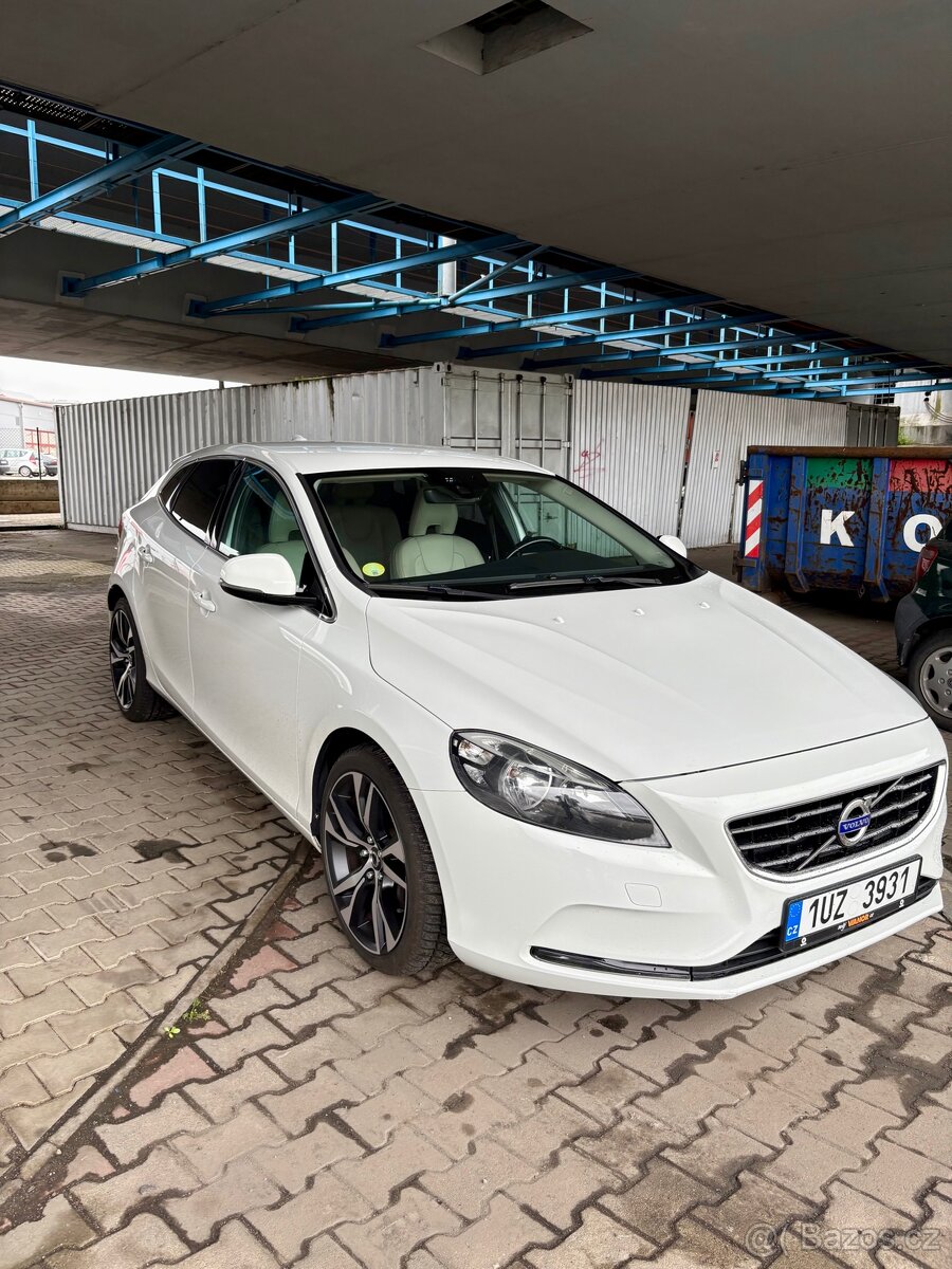 Volvo V40, 2,0d - 140kw - 2