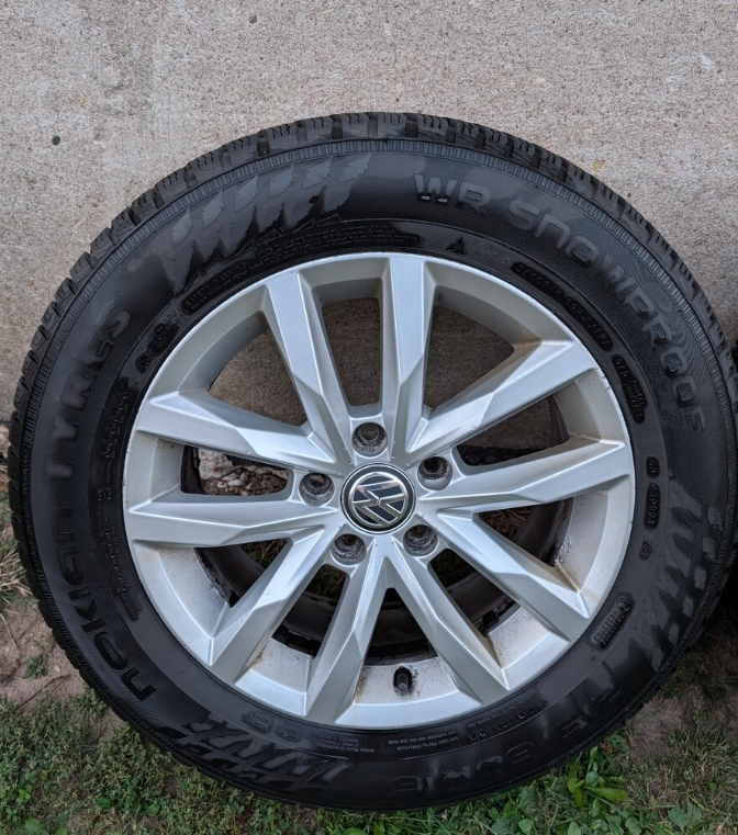 VW Passat 6.5Jx16 ET41 se zimní sada 3ks a 1ks na opravu - 2