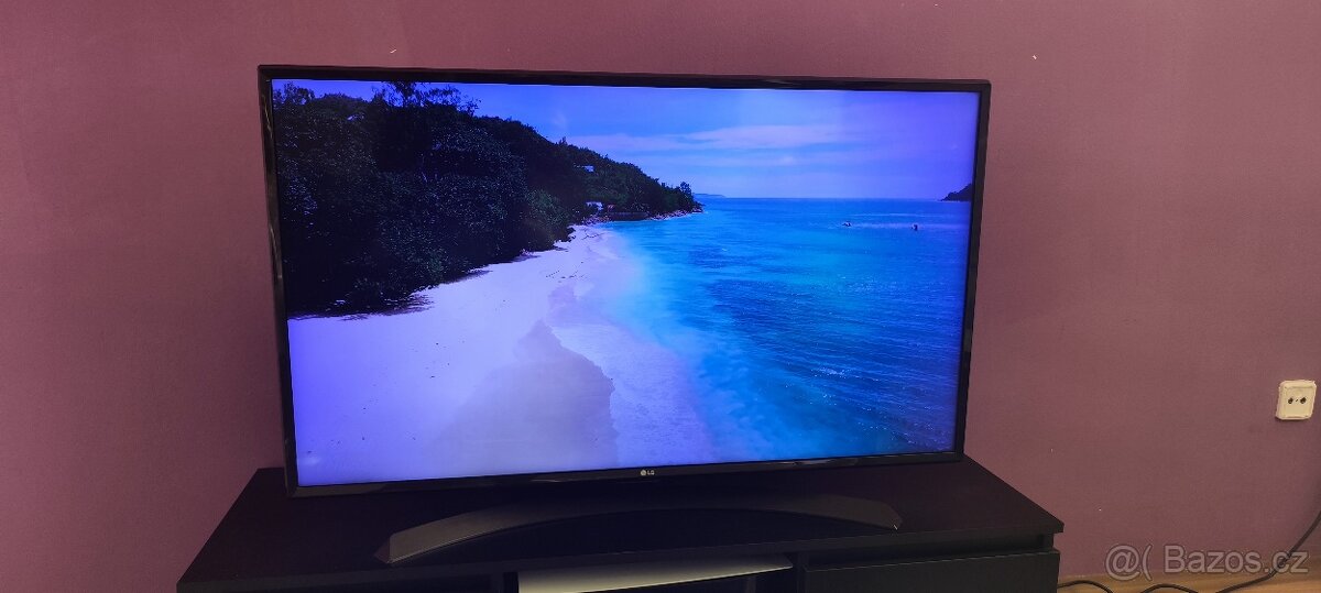 LG 109cm 4K Smart ,WiFi ,Netflix - 2