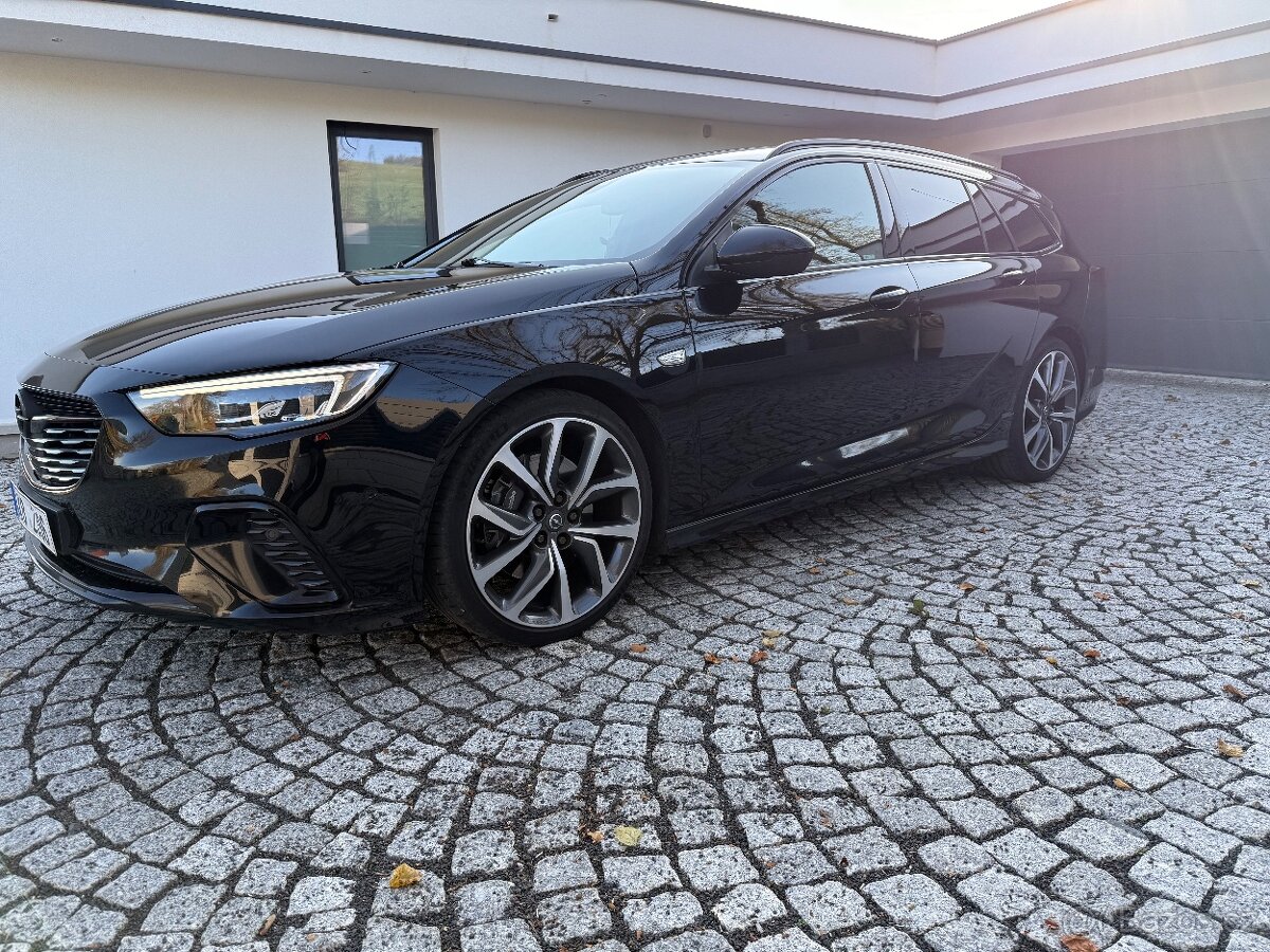 Opel Insignia GSi - 2