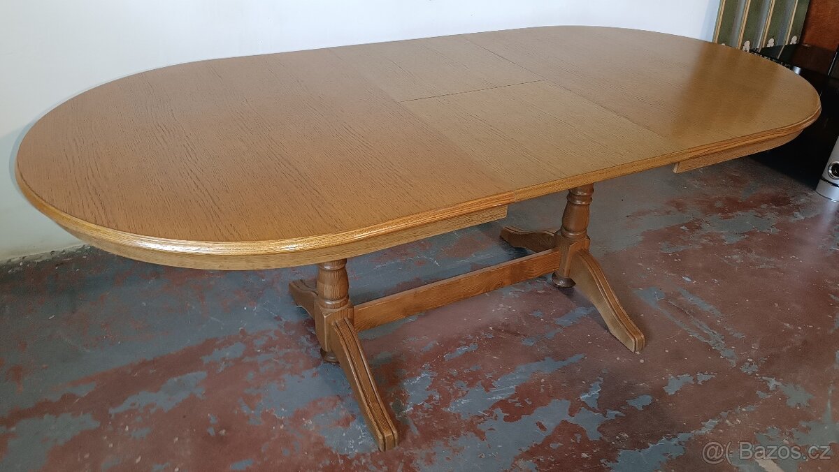 Rustikální, dubový, rozkládací stůl. Ovál. - 2