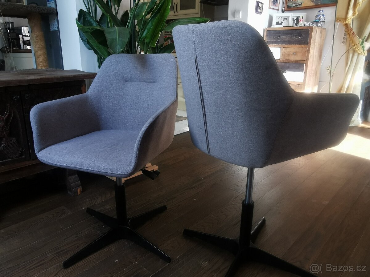 Kancelářské otočné křeslo - 2