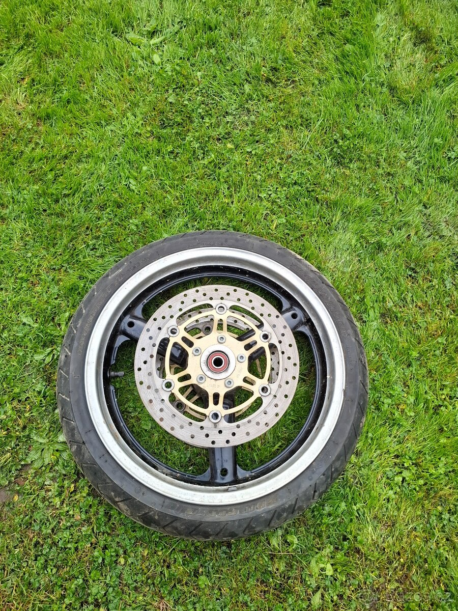 Přední kolo- Suzuki SV 650 - 2