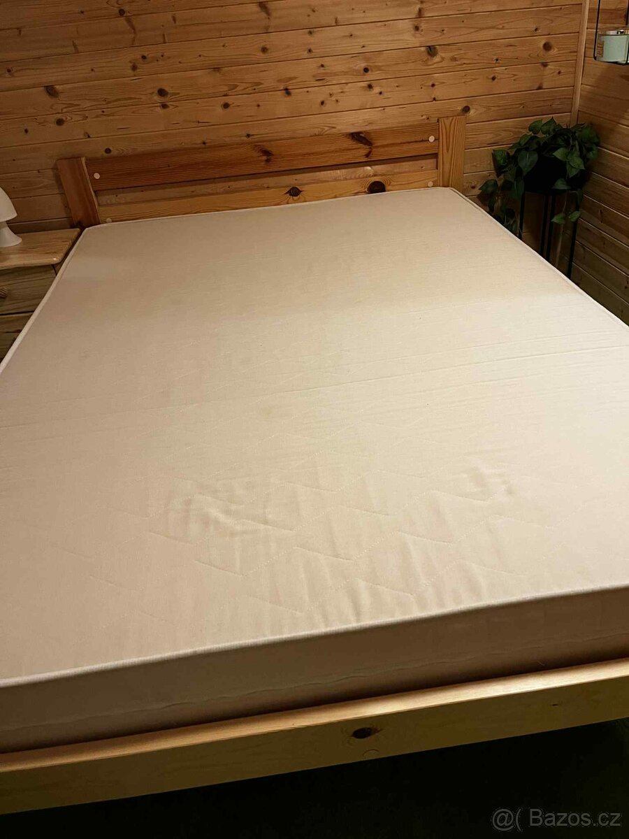 Postel 140/200 s matrací - 2