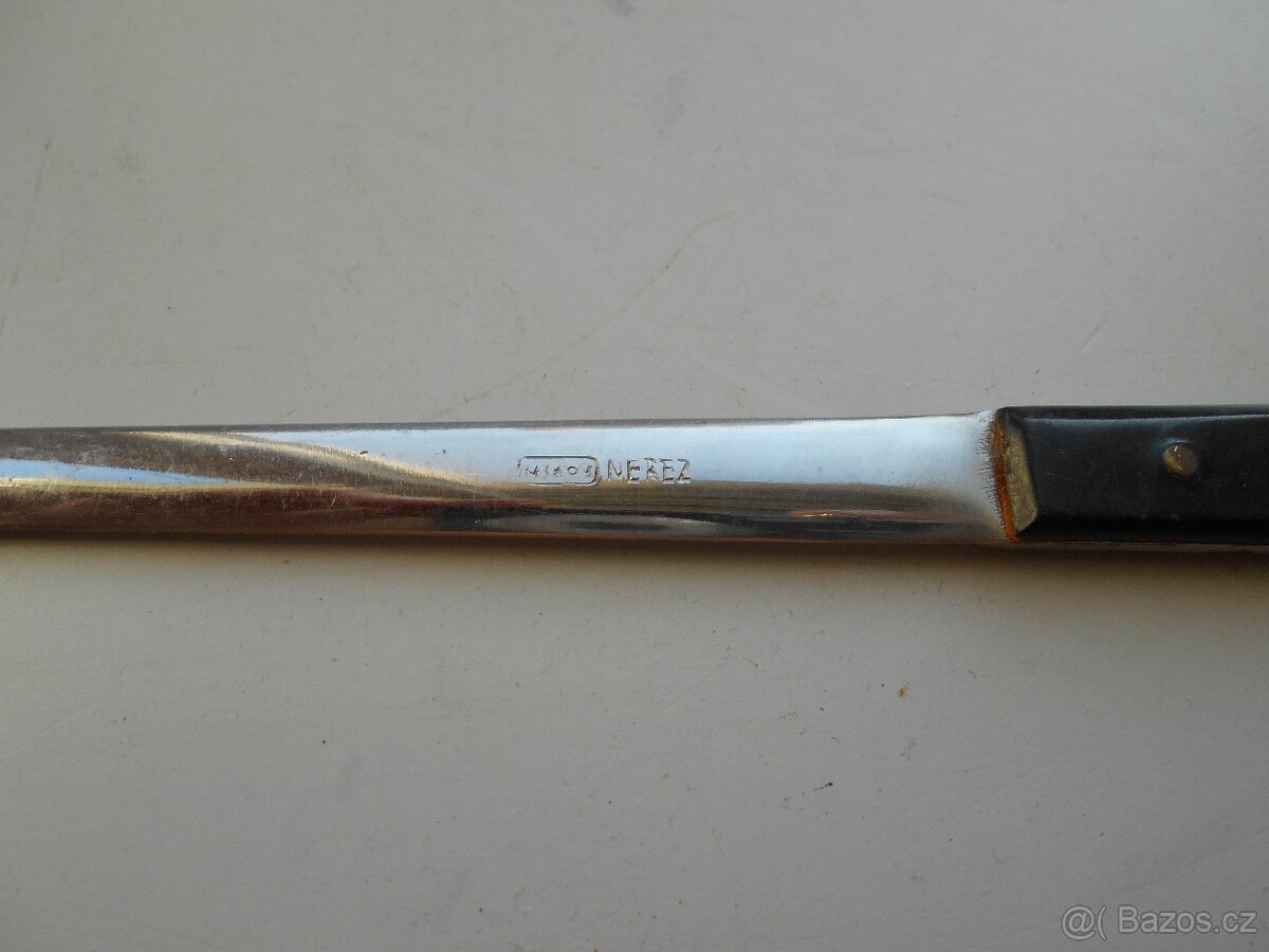 Starý nůž na dopisy. - 2