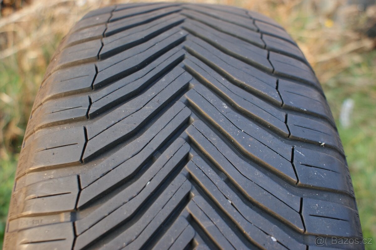 2ks celorocni pneu Michelin Cross Climate 225/50R18 99W - 2