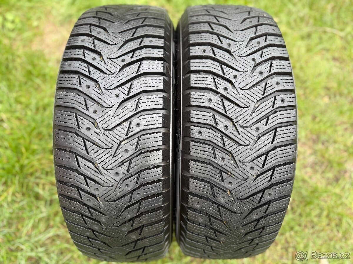 2x Zimní pneu Kumho WinterCraft Ice WI31+ - 215/65 R16 - 95% - 2