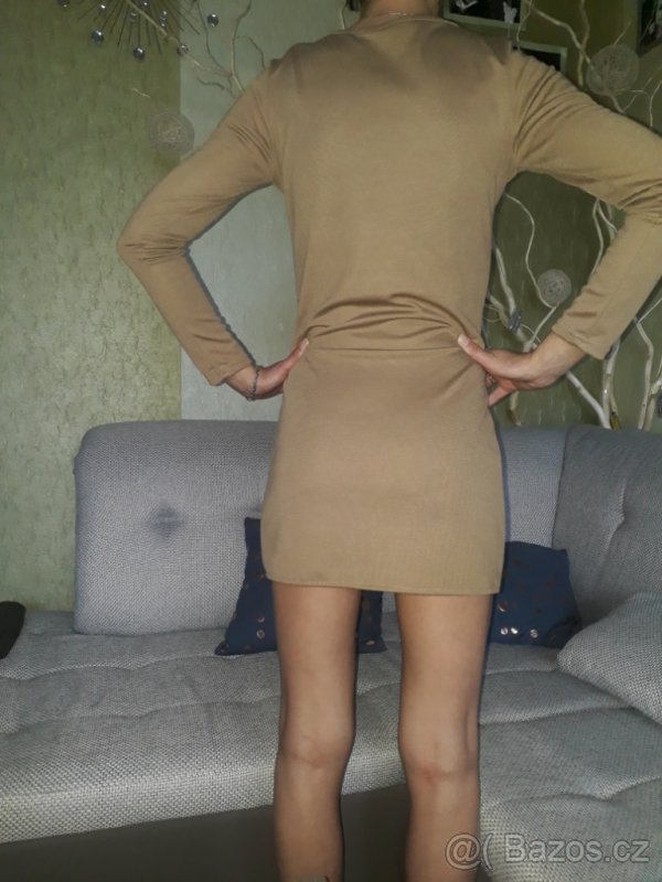 Dámské mini šaty s dlouhým rukávem - 2