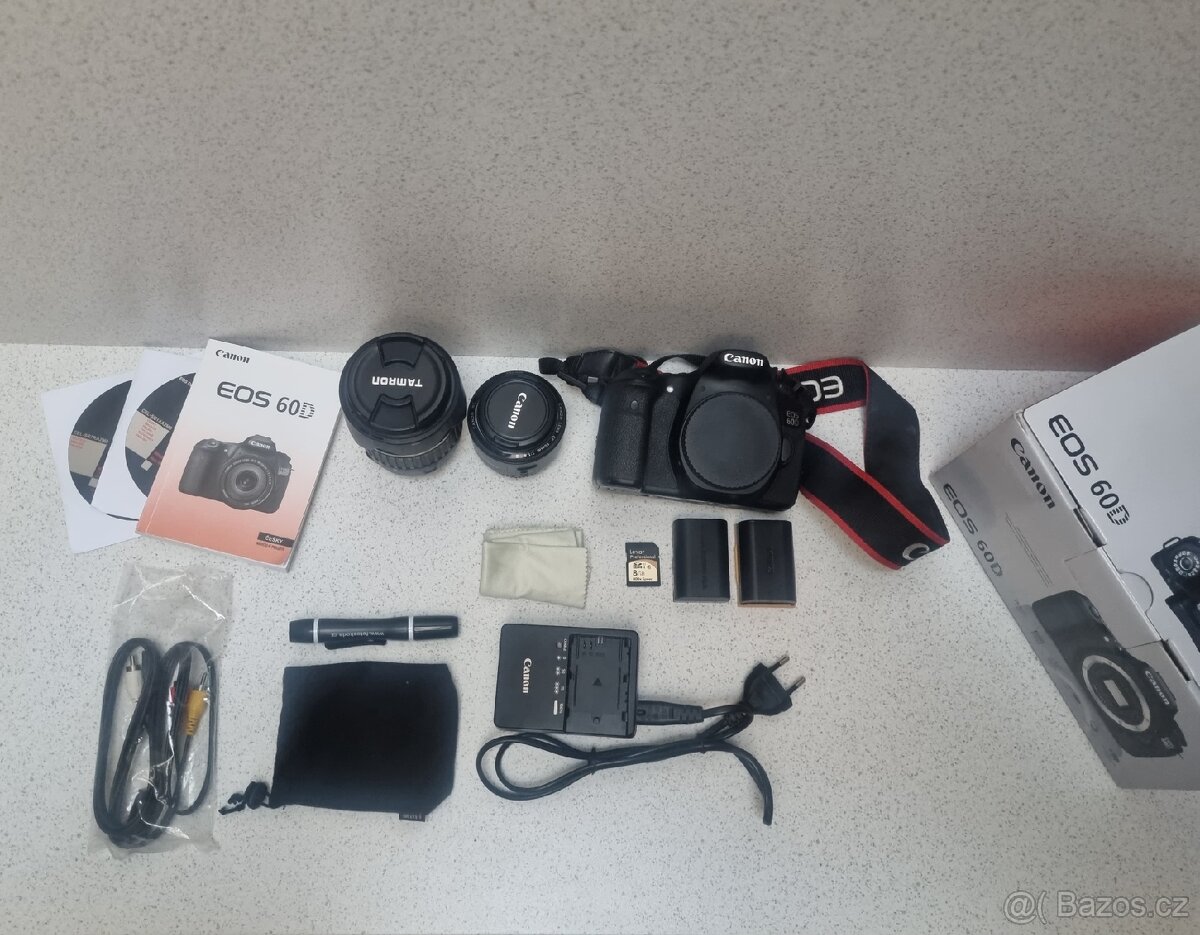 Zrcadlovka Canon 60D + příslušenství - 2