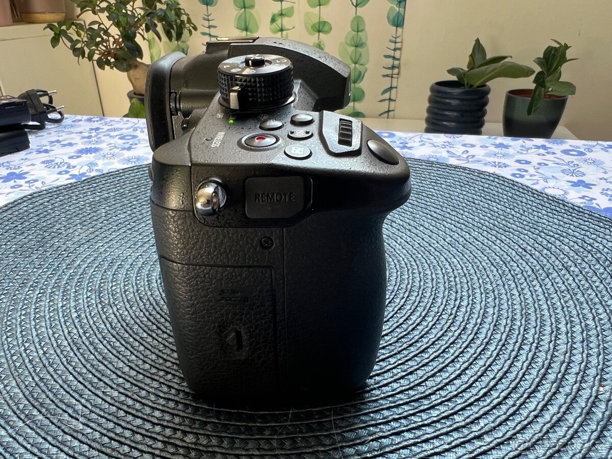 Panasonic lumix gh5 + V-log - 2