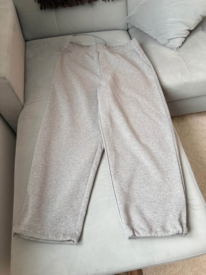 Uniqlo Wide-leg Sweatpants(New) - 2