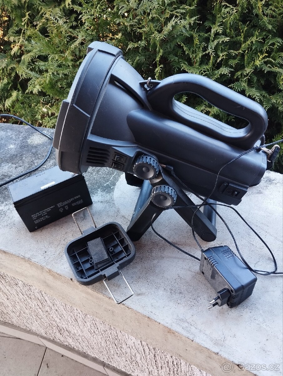 Halogenová lampa - 2