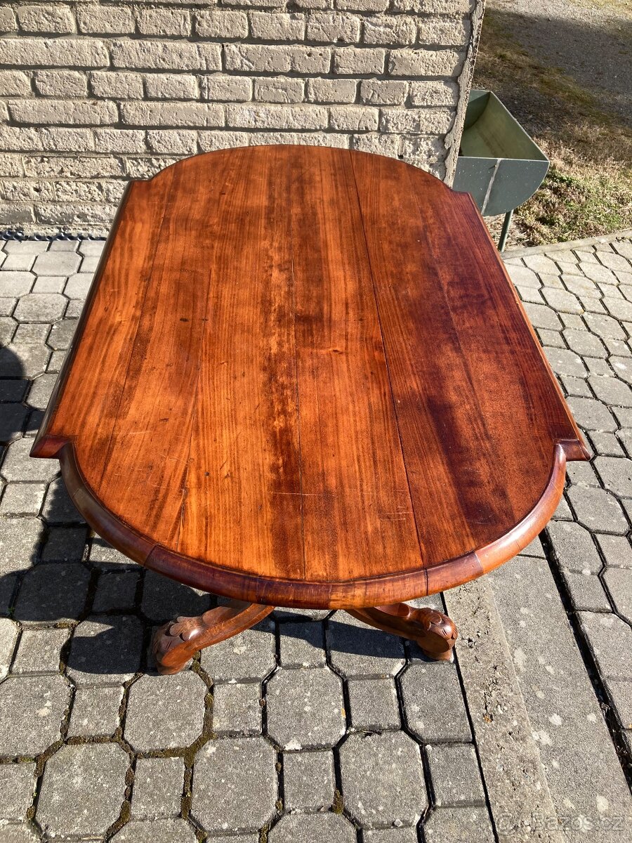 Starožitný stolek - 2