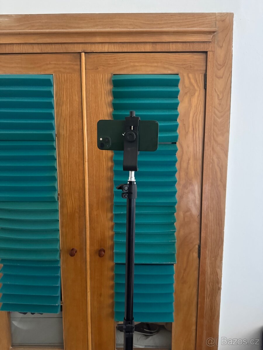 stativ s adapterem na mobil - 2