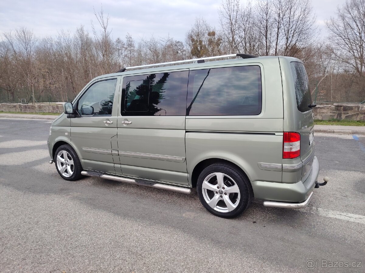 Volkswagen Multivan - 2