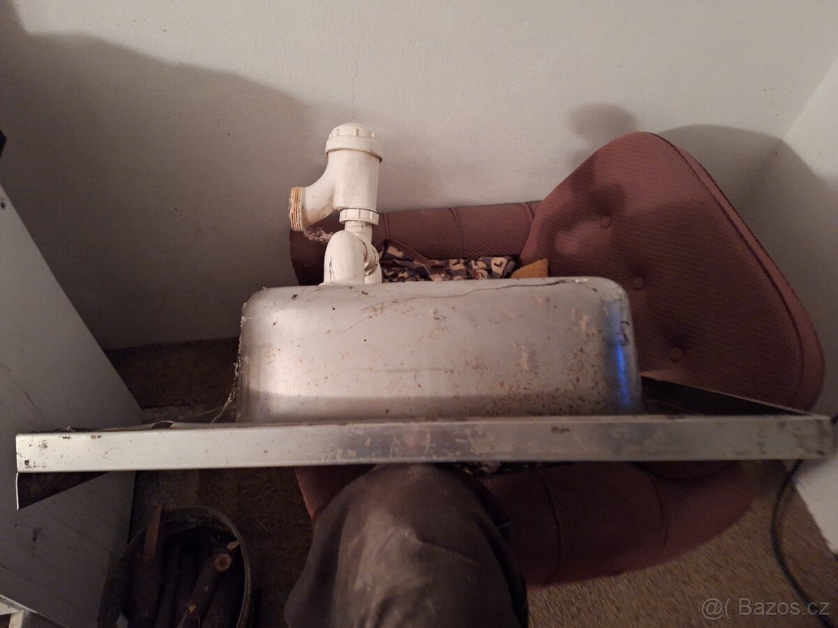 nerezový dvoudřez - 2