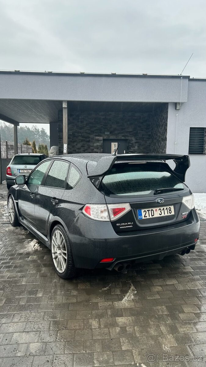 Subaru impreza wrx sri varis krídlo - 2