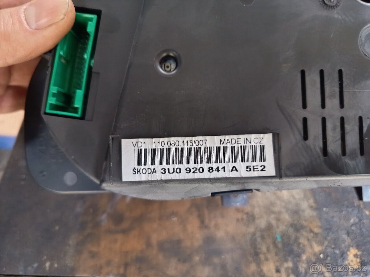 Budíky Maxidot Škoda Superb 1 - 2