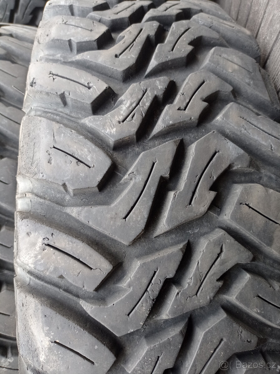 Offroad pneu VIPER 215/65/16 - 2