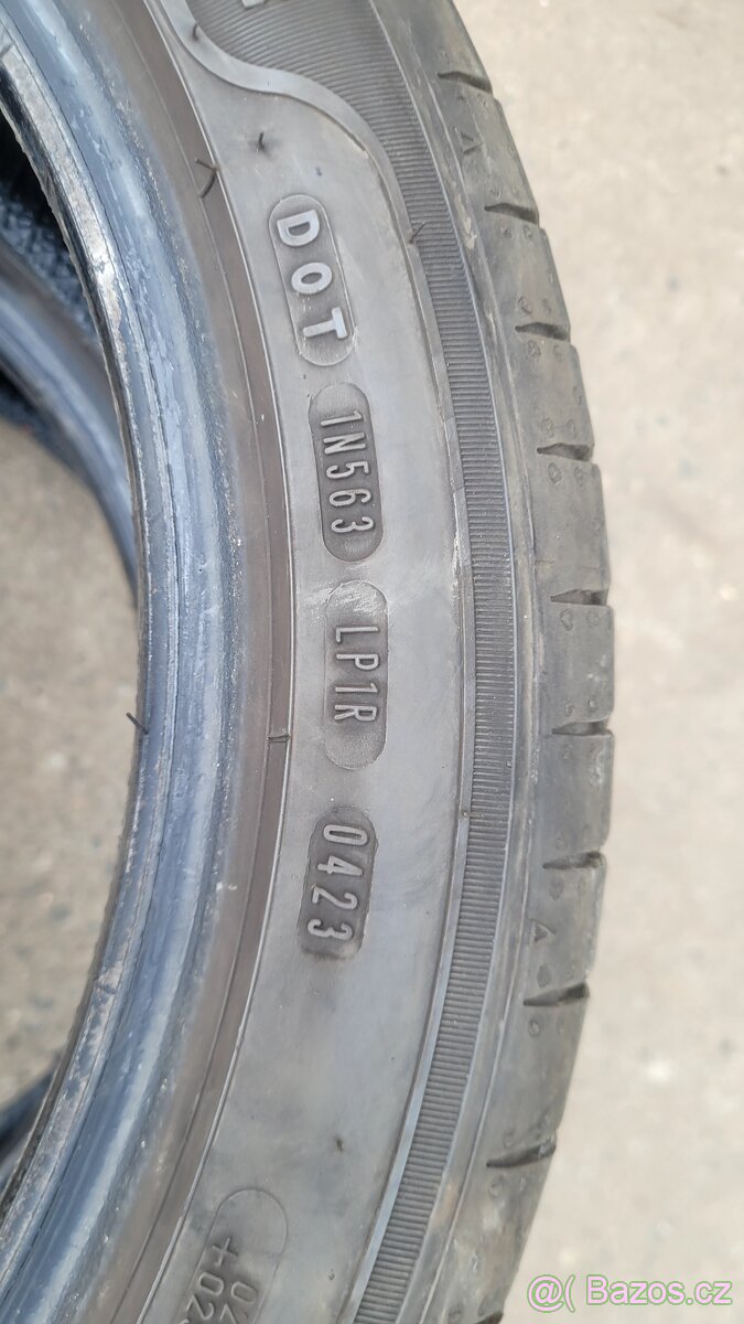Sava Intensa UHP2 215/45R17 - 2