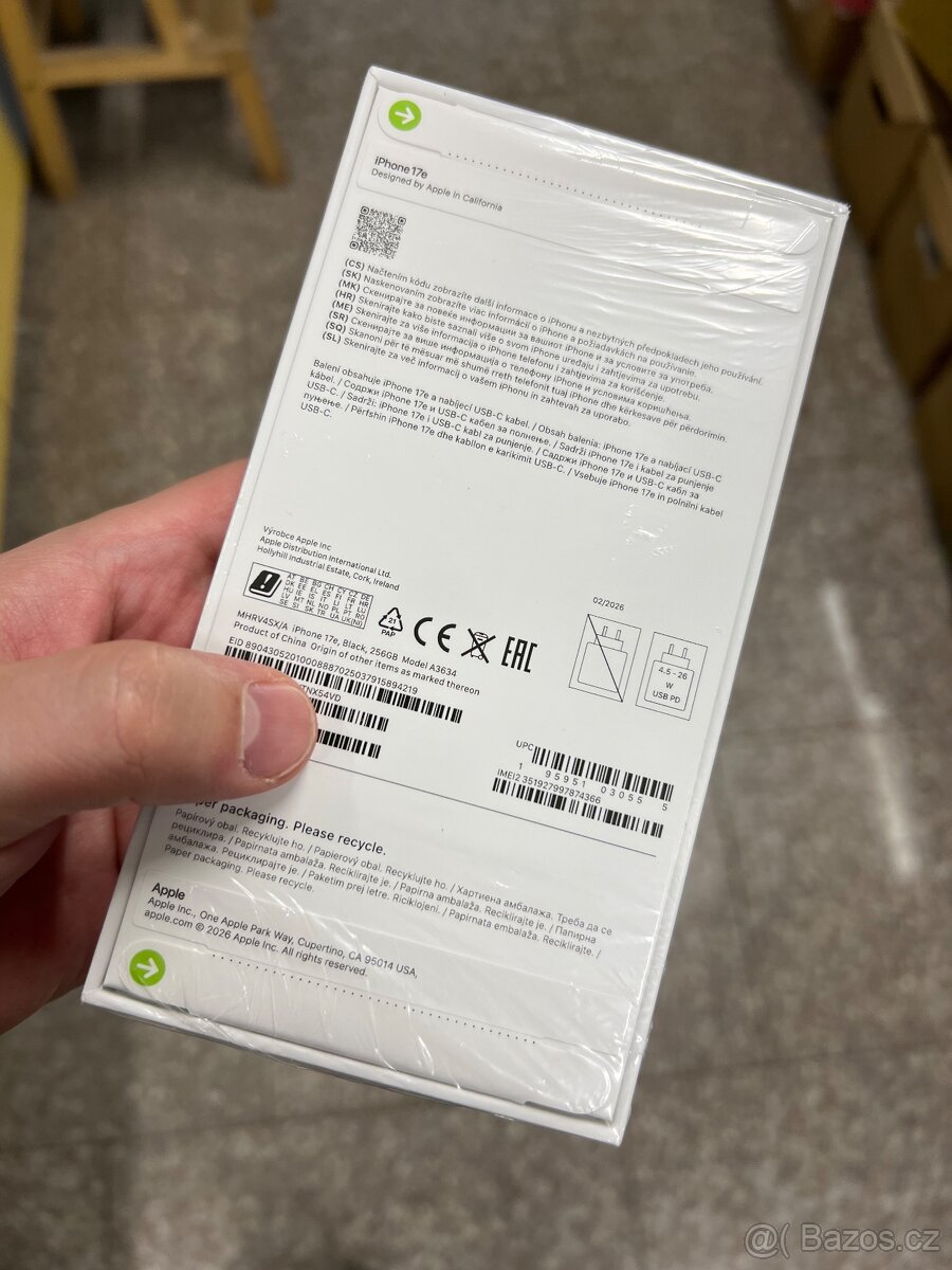 iPhone 17e 256Gb…úplně nový - 2