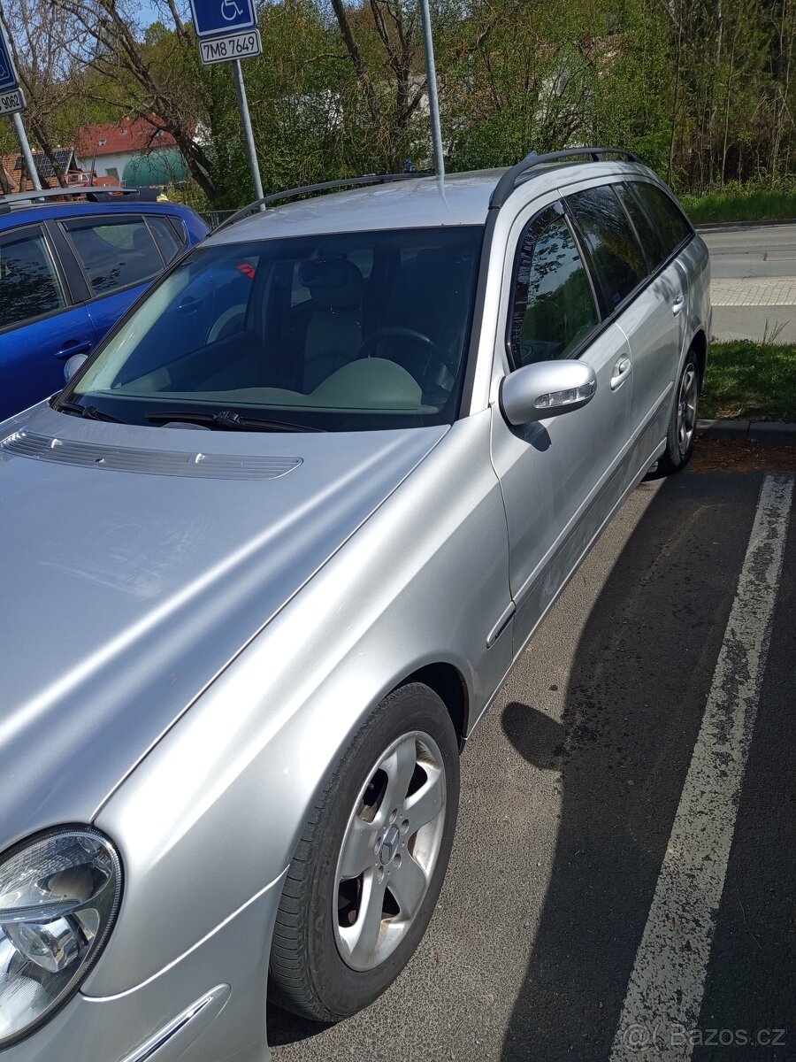 W211 220cdi 110kw automat - 2