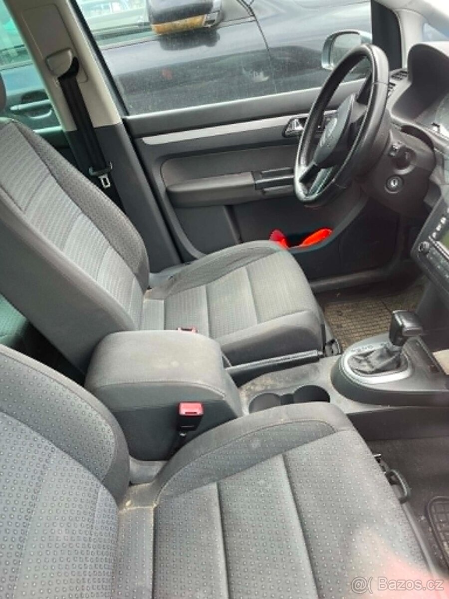 VW TOURAN 1.6 FSI - AUTOMAT - ND - 2