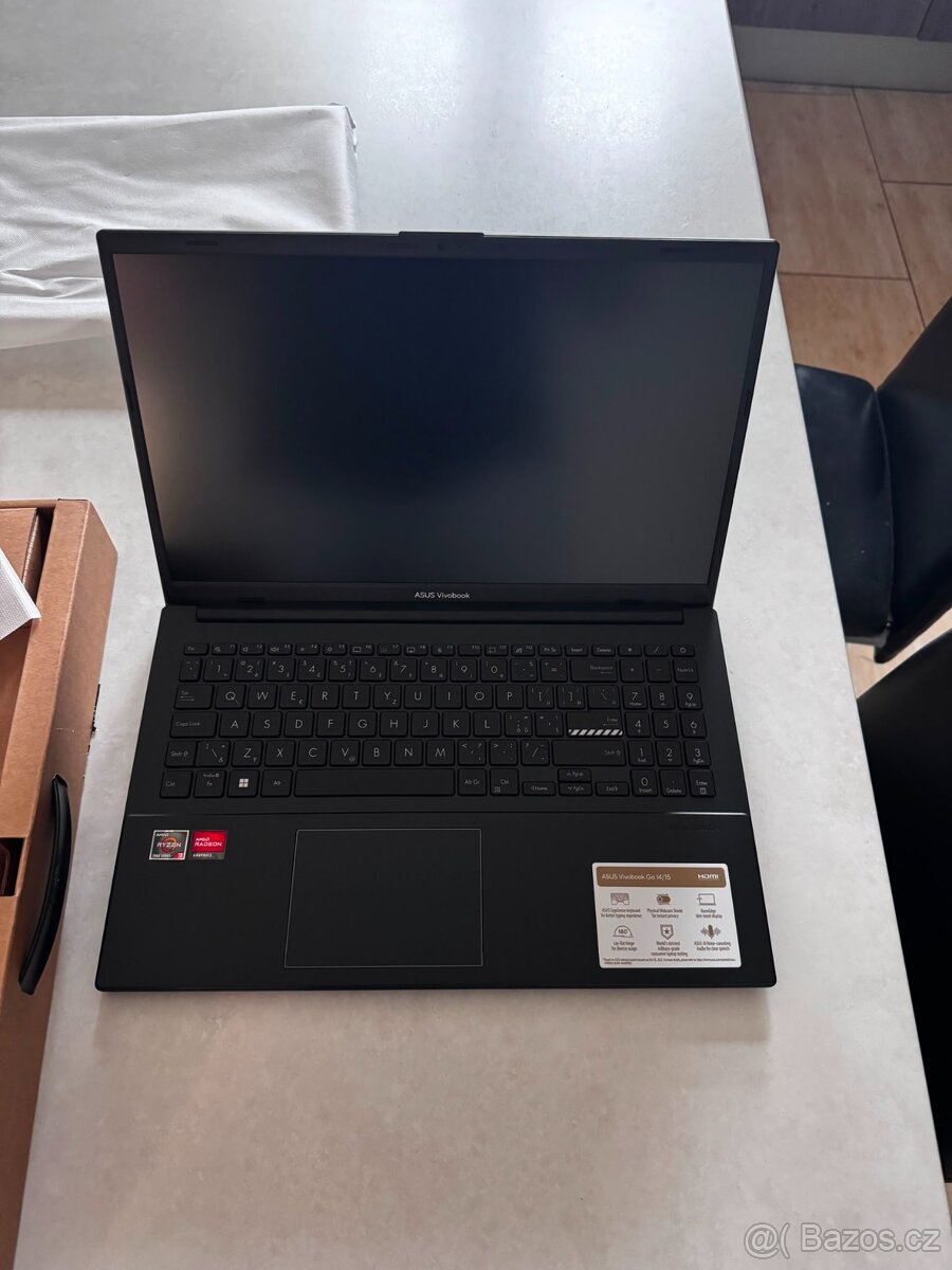 NOTEBOOK ASUS Vivobook Go 15. - 2