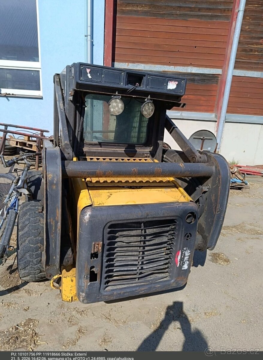 new Holland - 2