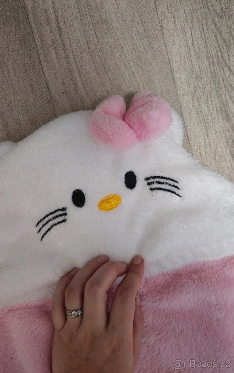 Hello Kitty deka/osuška - 2
