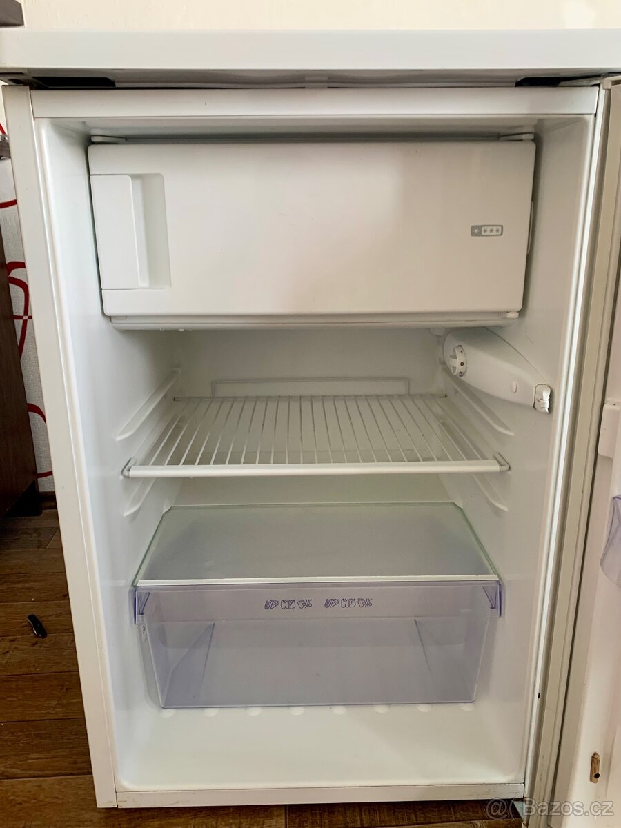 Lednička s mrazákem Zanussi - 2